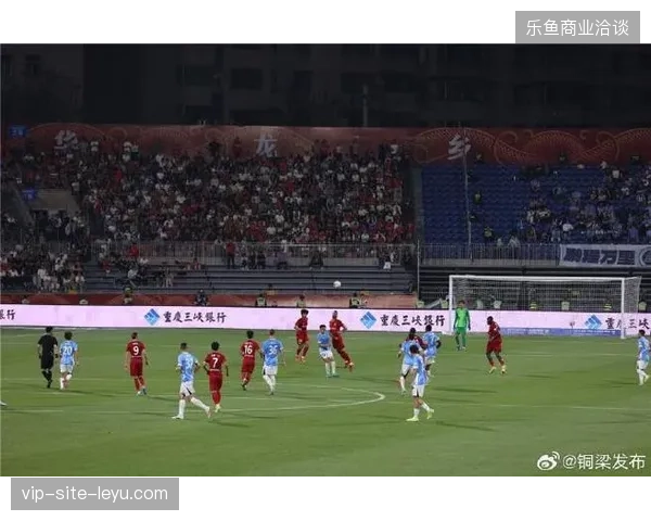 升班马重庆铜梁龙表现惊艳，15轮后高居次席，客场失球数全联赛最少